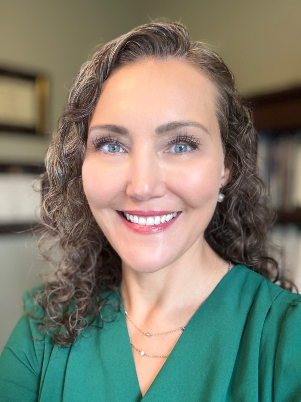 Meet your Posher, Teri